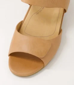 Ava Xw Cappuccino Leather Sandals
