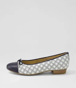 Bari 21 Navy White Leather Ballet Flats