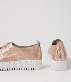 Batu Pink Shine Leather Sneakers