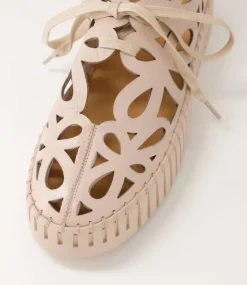 Bello Rose Leather Sneakers