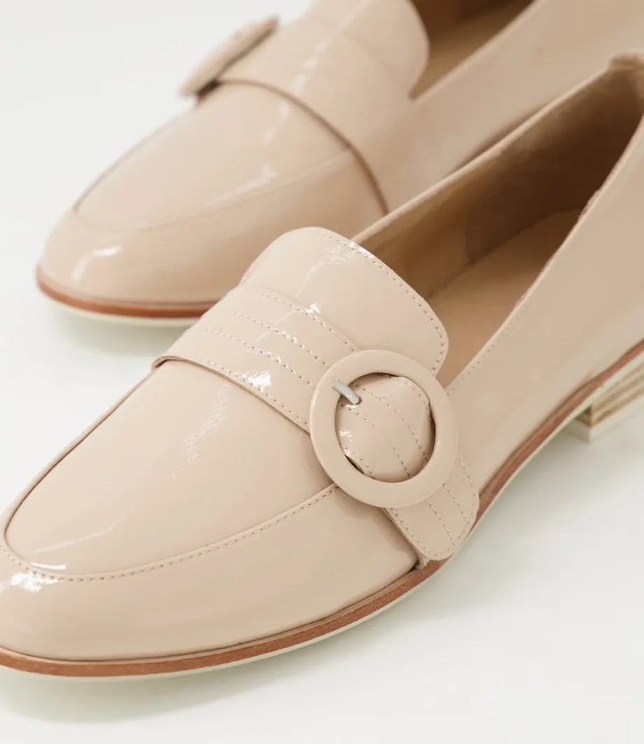 Benza Latte Wrinkle Patent Leather Flat Shoes