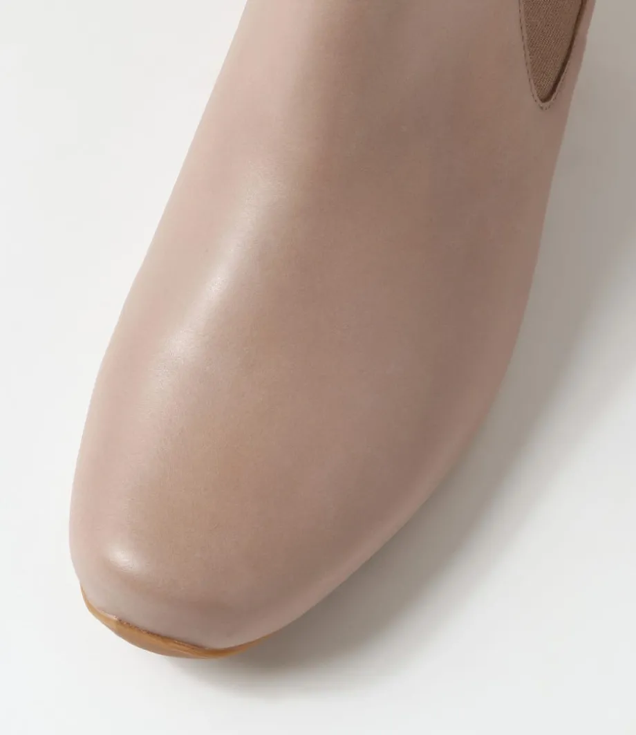 Chelsine Xw Smoke Leather Chelsea Boots