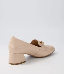 Comal Latte Patent Leather Heels