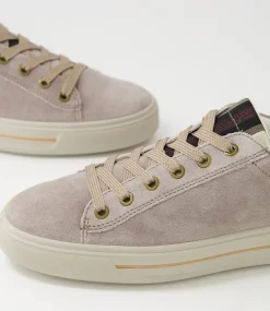 Courtyard 02 Moon Platinum Suede Sneakers