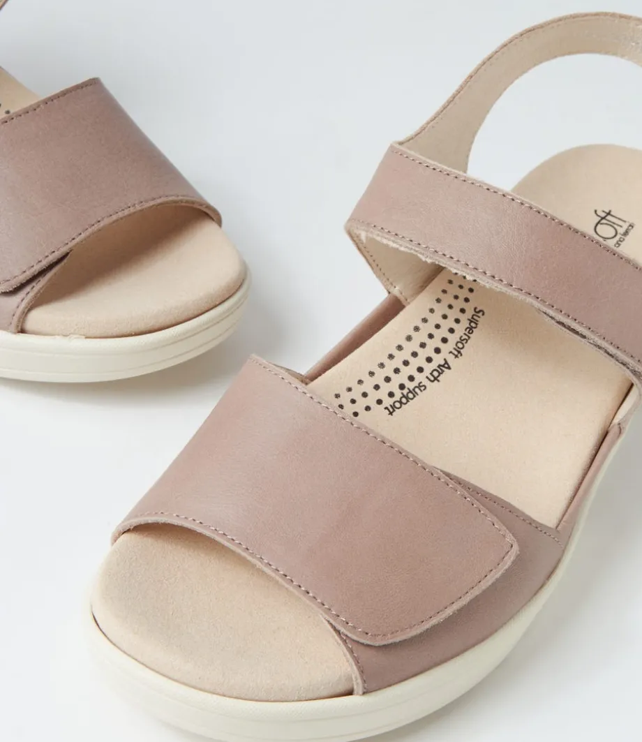 December Mushroom Leather Sandals