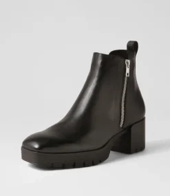 Dinis Black Leather Ankle Boots