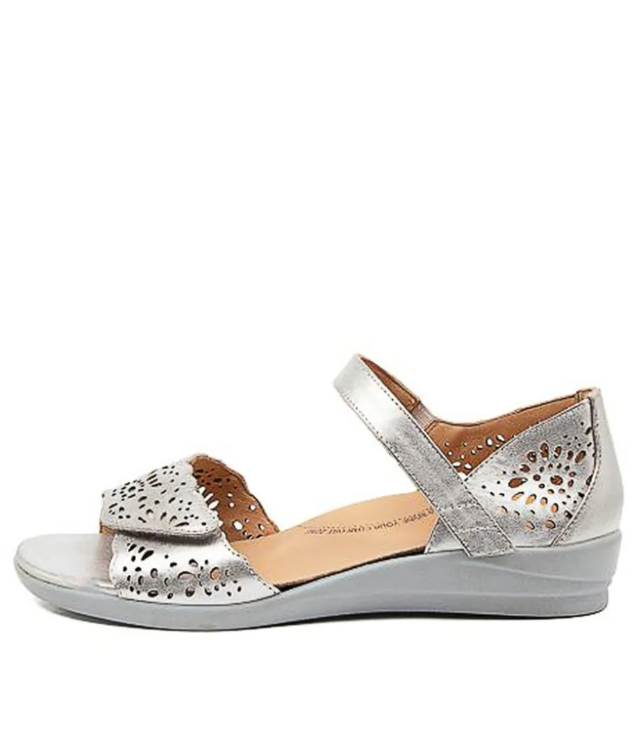 Dusty W Silver Leather