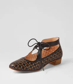 Eldon Black Tan Leather Lace Up Flats