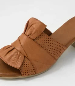 Enom Tan Leather Sandals
