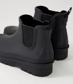 Everlane Black Gumboot Ankle Boots
