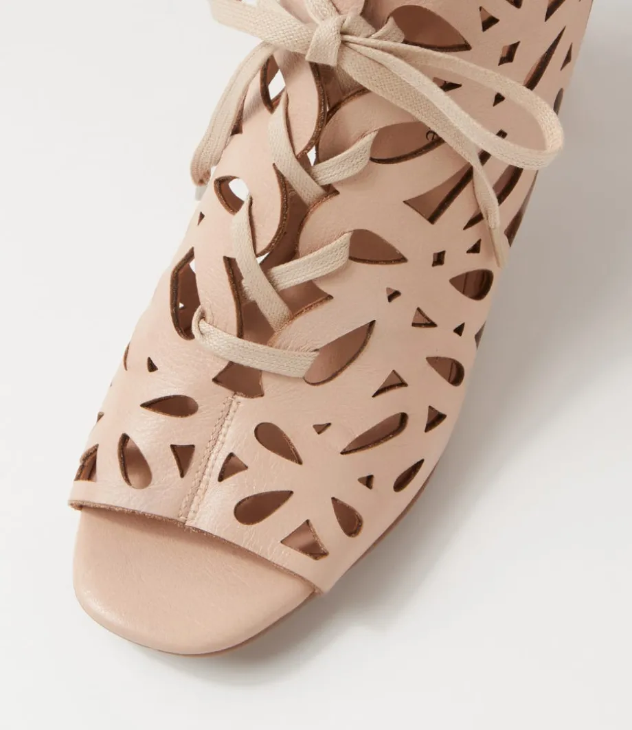Excellent Nude Leather Sandals