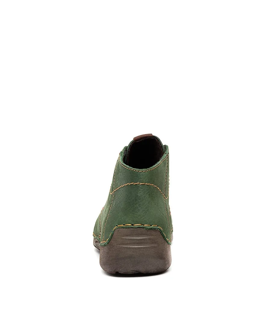 Fergey 18 Green Leather
