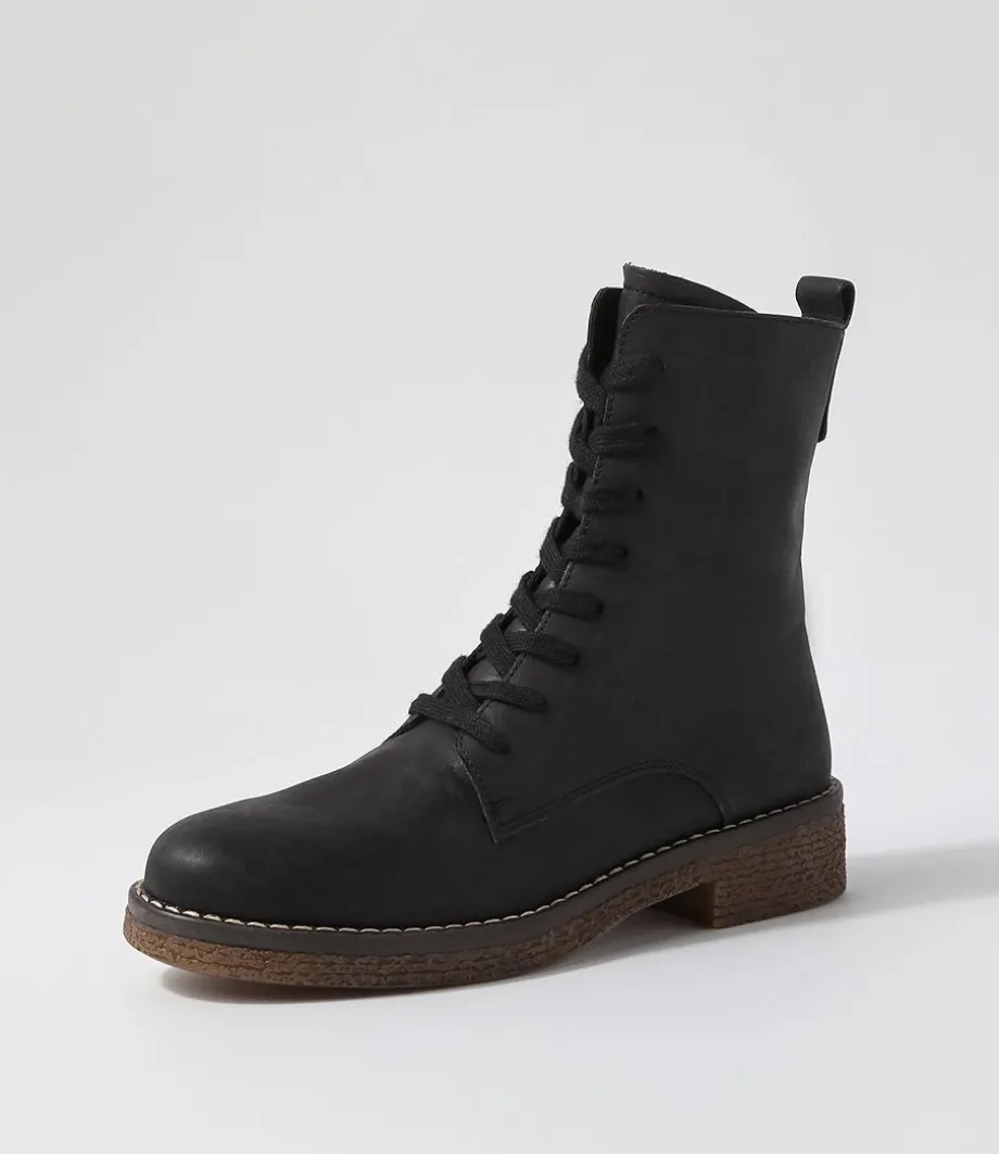 Gipsiee Black Leather Ankle Boots