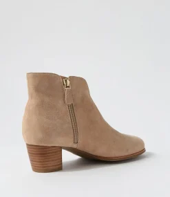 Govak W Latte Suede Ankle Boots