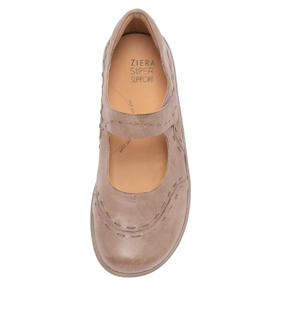 Gummibear W Smoke Leather Flat Shoes