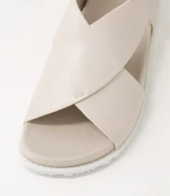 Hanako W Almond Leather Sandals