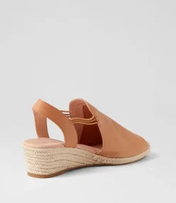 Hlensia Dk Tan Leather