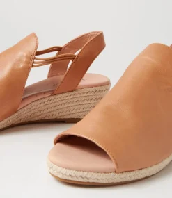 Hlensia Dk Tan Leather