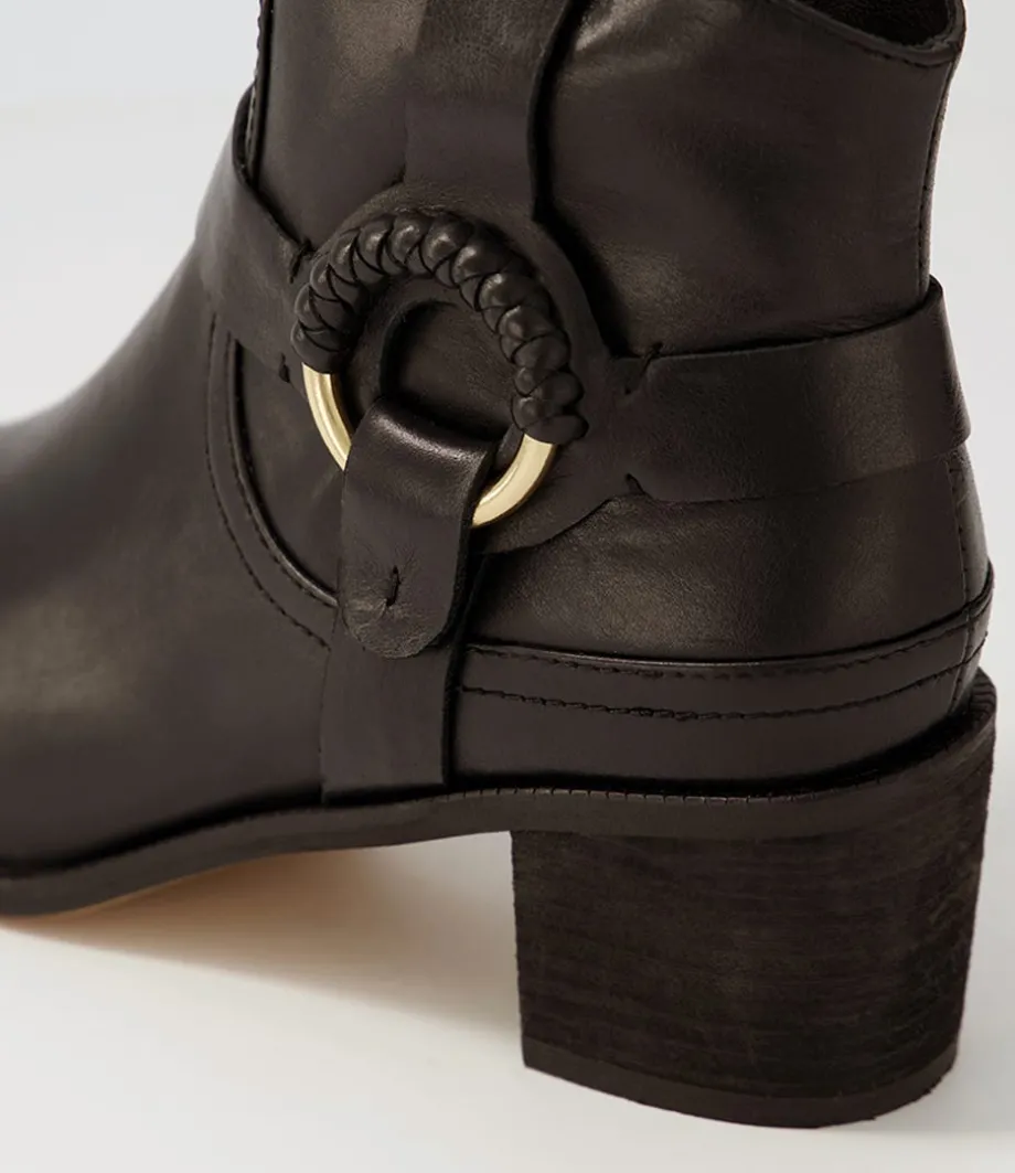 Hoyo Black Leather Ankle Boots