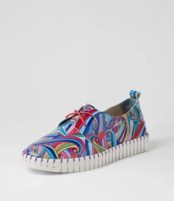 Huskies Blue Swirl Patent Leather Sneakers