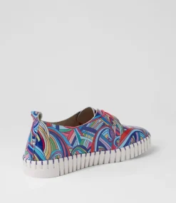 Huskies Blue Swirl Patent Leather Sneakers