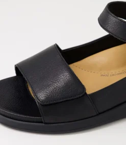 Isolde W Black Leather Sandals