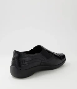 Java Xf Black Patent Leather Flat Shoes