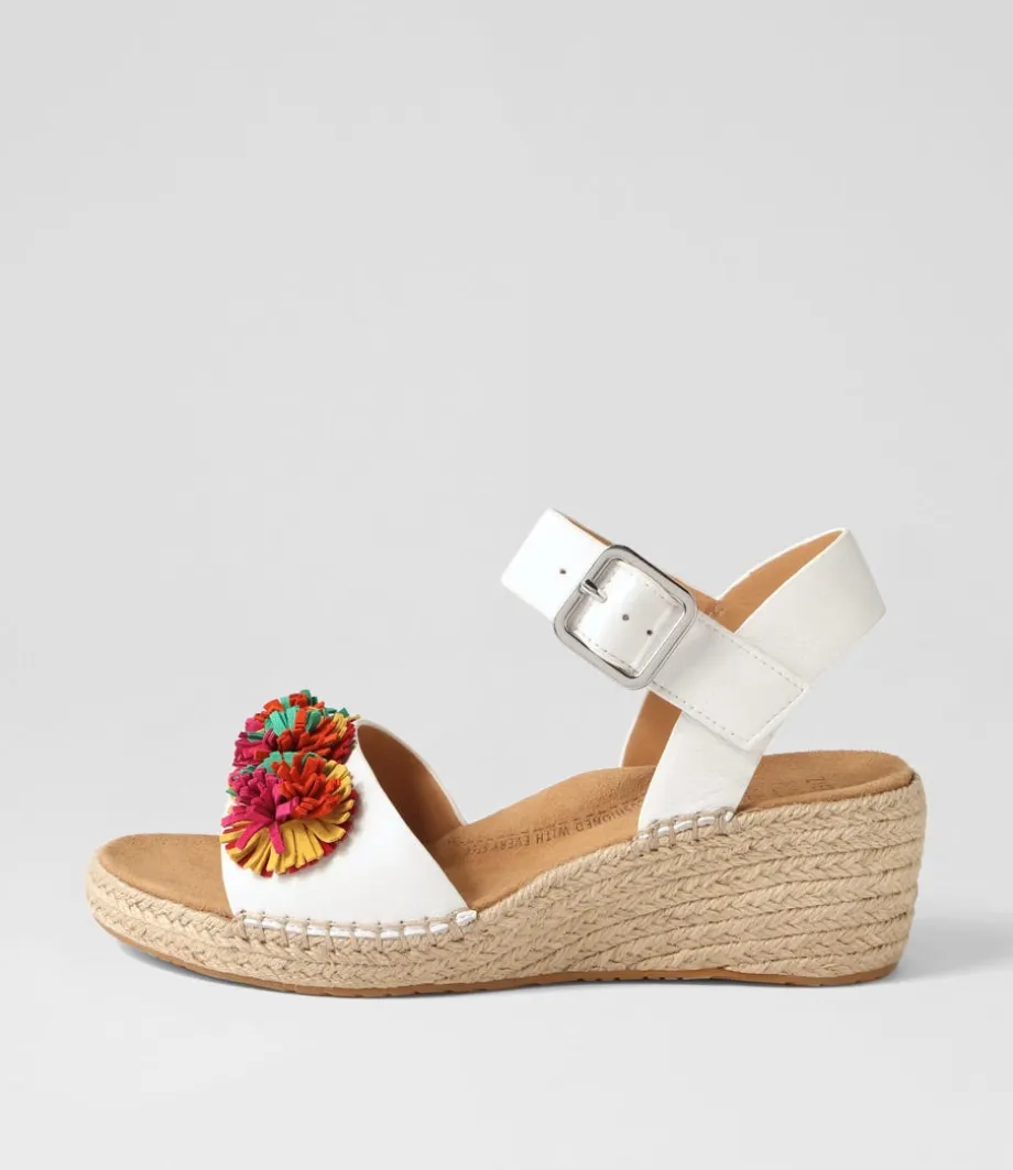Kishop Xw White Multi Sandals