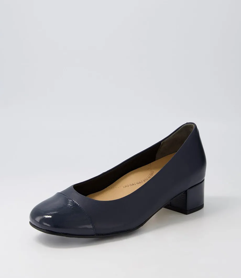 Knelis W Navy Patent Leather Heels
