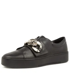 Layan Casual Black Leather Sneakers