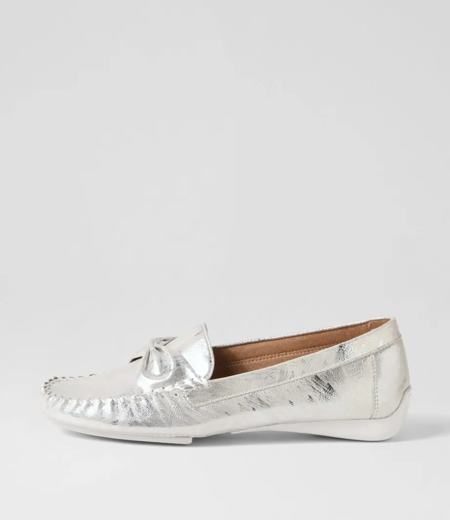 Loukas Silver Scratch Leather Loafers