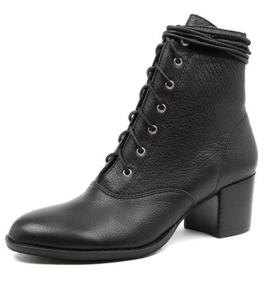 Matza Black-Black Heel