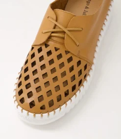 Mosi Dark Tan White Leather Sneakers