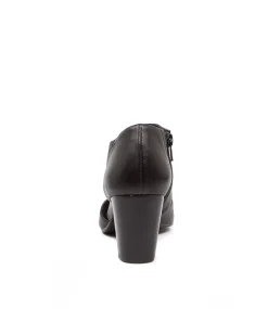 Naja Su Black Leather