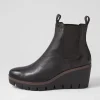 Niddle Black Leather Ankle Boots