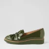 Oclem Khaki Patent Leather Loafers