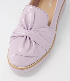Oclem Lilac Patent Leather Loafers