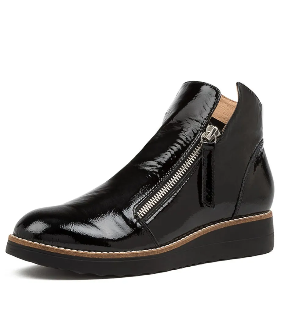 Ohmy Black Patent Leather Boots Black Sole