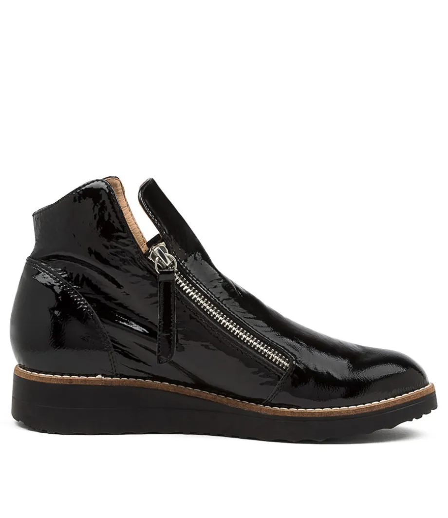 Ohmy Black Patent Leather Boots Black Sole