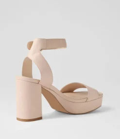 Oita Nude Leather Sandals