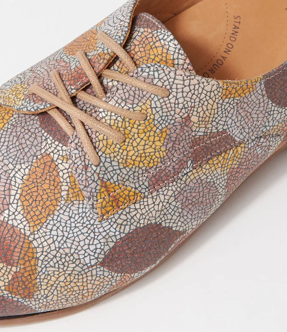 Oscar Xf Tan Leaf Multi Leather Lace Up Flats
