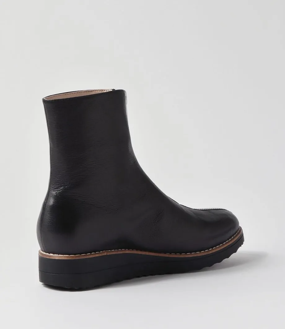 Oseda Black Leather Ankle Boots