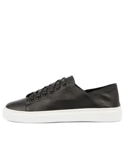 Oskher Black Leather