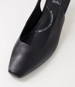Oviedos Xw Black Leather Heels