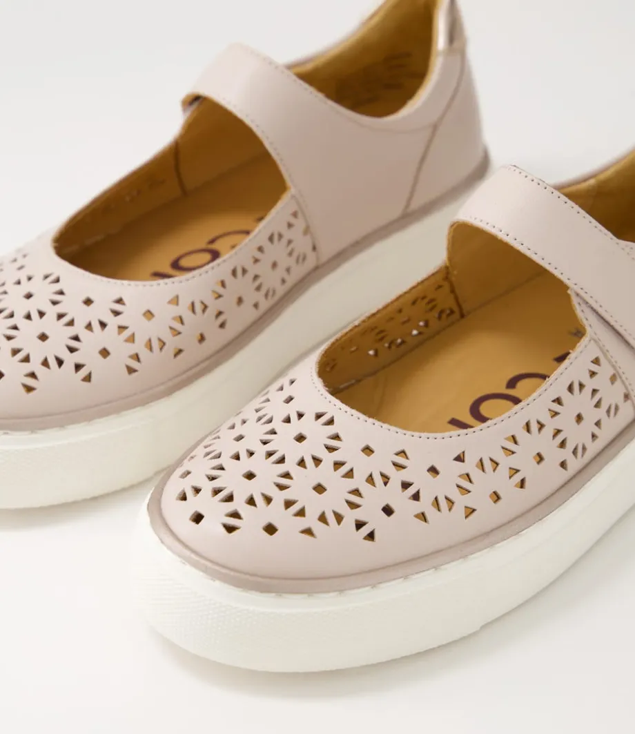 Pannah Xf Dusty Pink Rose Gold Leather Mary Janes