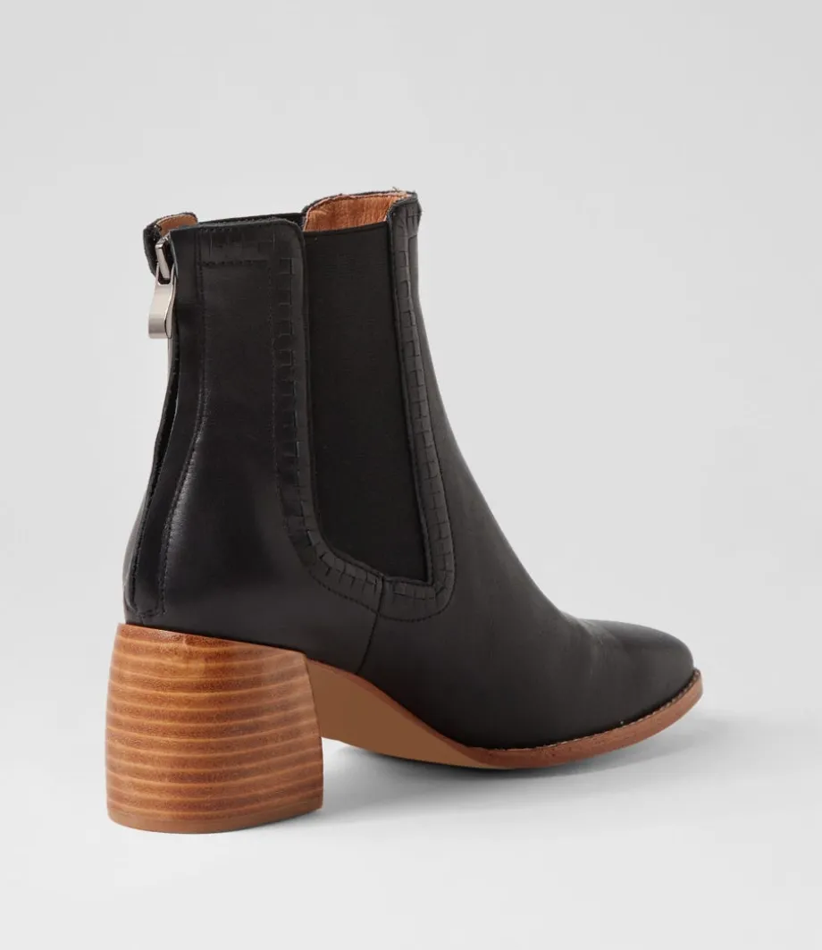 Played Black Natural Leather Chelsea Boots