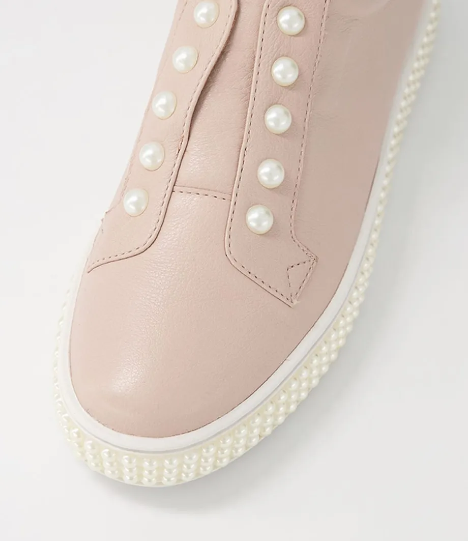 Quempo Dusty Pink Leather Sneakers