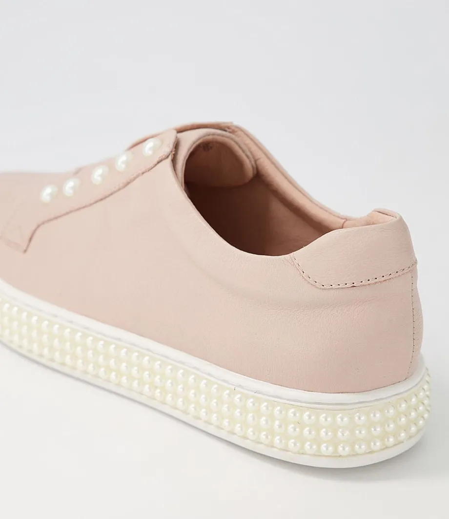Quempo Dusty Pink Leather Sneakers