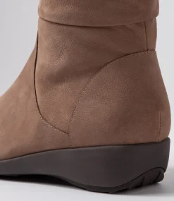 Seattle Xf Taupe Tumble Nubuck Calf Boots