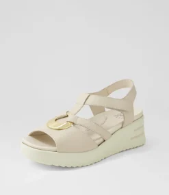 Sharrell Xw Almond Leather Sandals